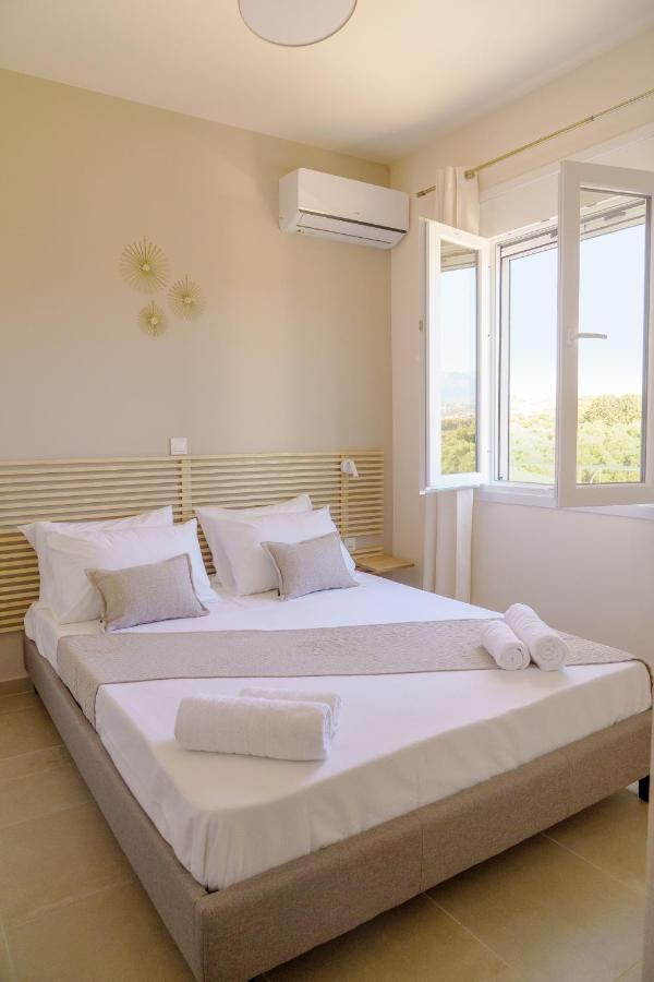 Rodou Suites & Villas Chrissi Akti Chania Exterior foto