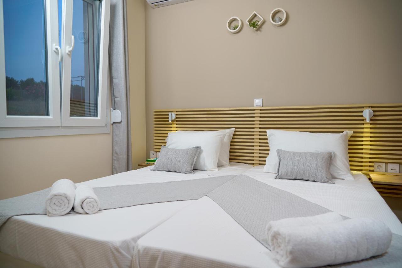 Rodou Suites & Villas Chrissi Akti Chania Exterior foto